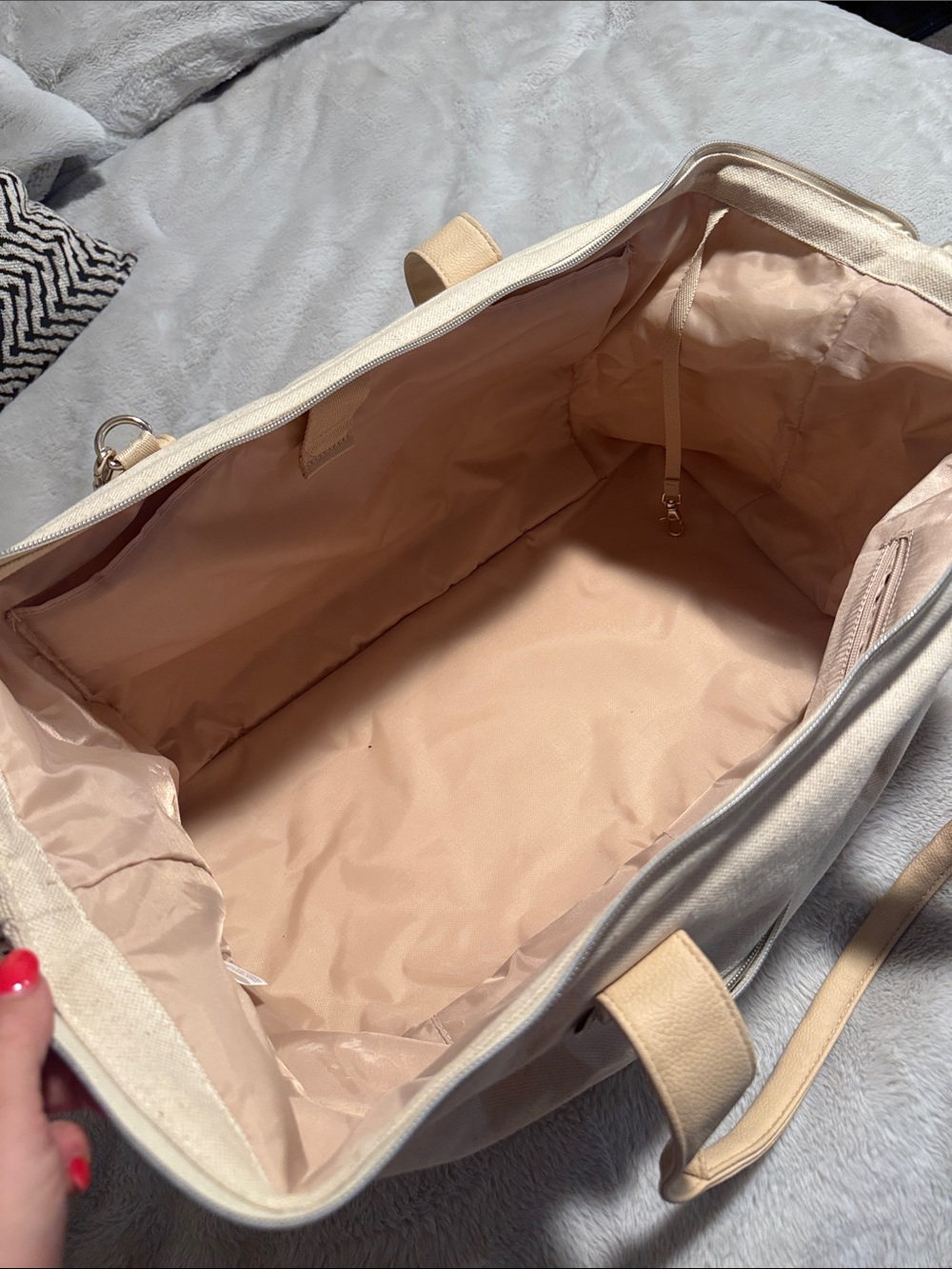 Beis weekender—Beige - Picture 2 of 2